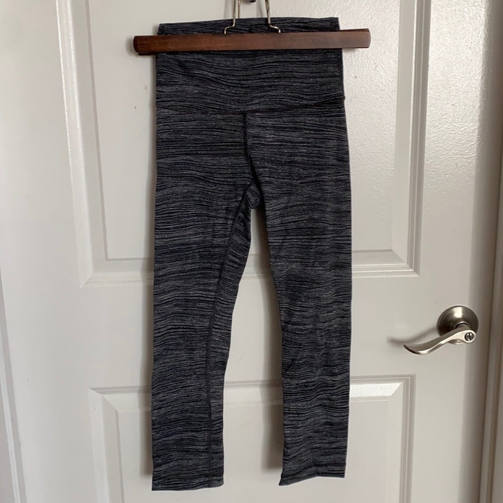 Lululemon Cropped Leggings